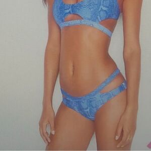 Victoria's Secret Snakeskin Purple Print Bikini Bottom - Size Large (Runs Small)